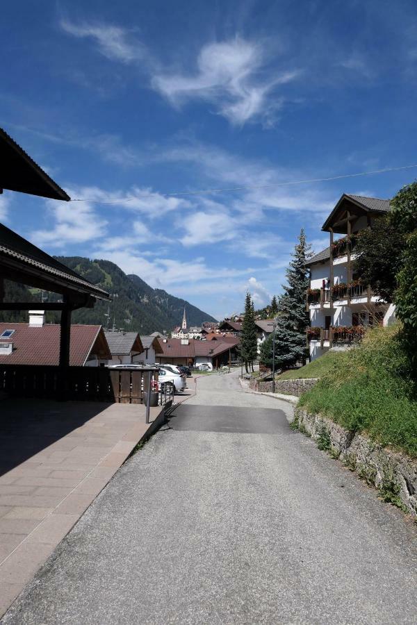Apartments Casa Metz Santa Cristina Val Gardena 外观 照片